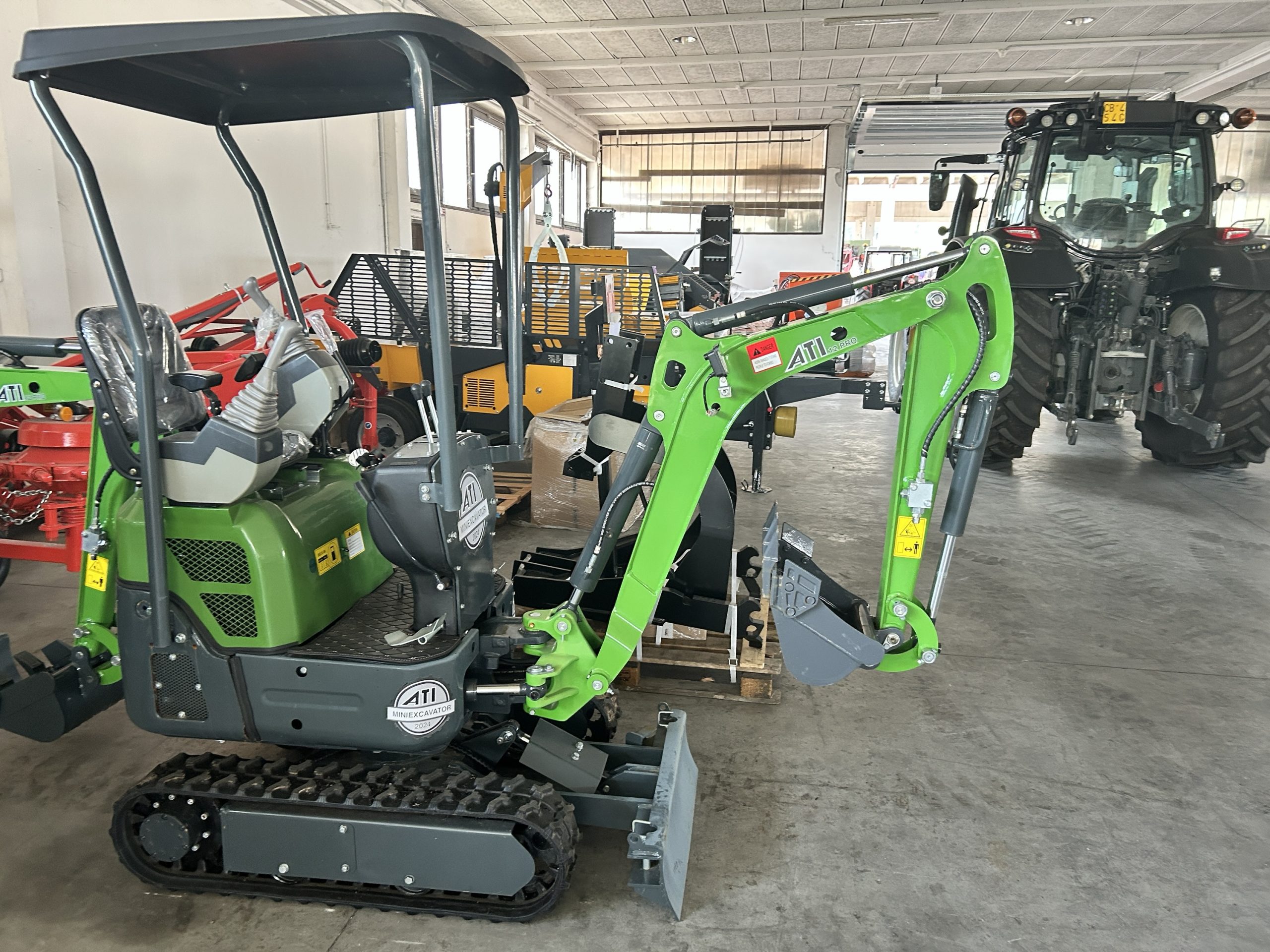 MINI ESCAVATORE ATI 20 PRO motore kubota - immagine 4
