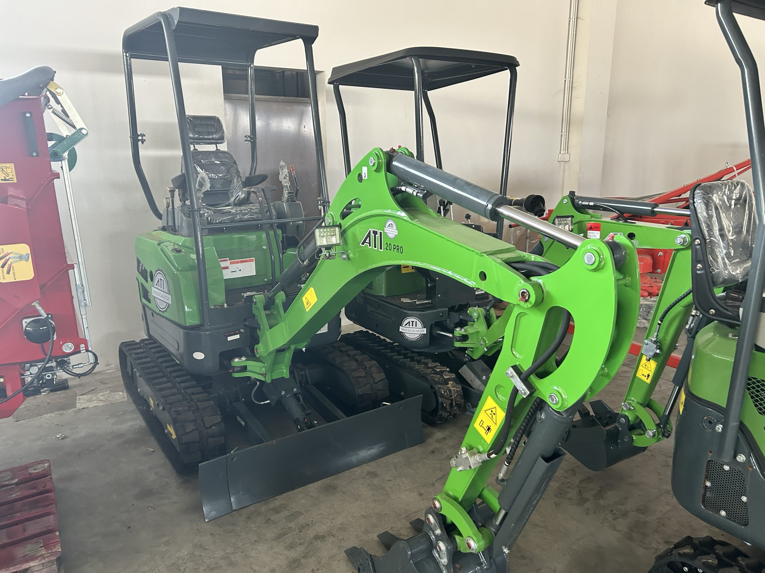 MINI ESCAVATORE ATI 20 PRO motore kubota - immagine 3