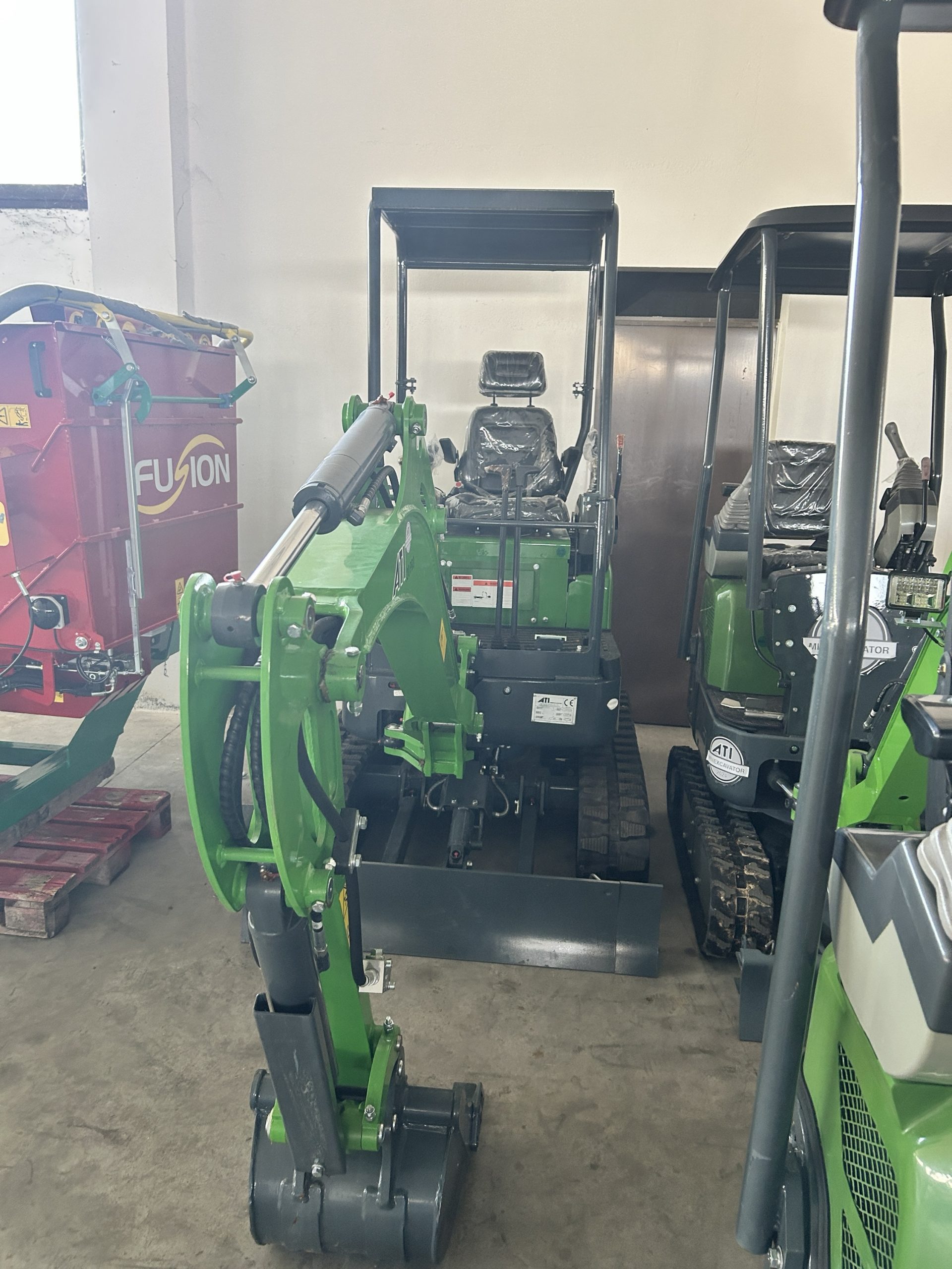 MINI ESCAVATORE ATI 20 PRO motore kubota - immagine 2