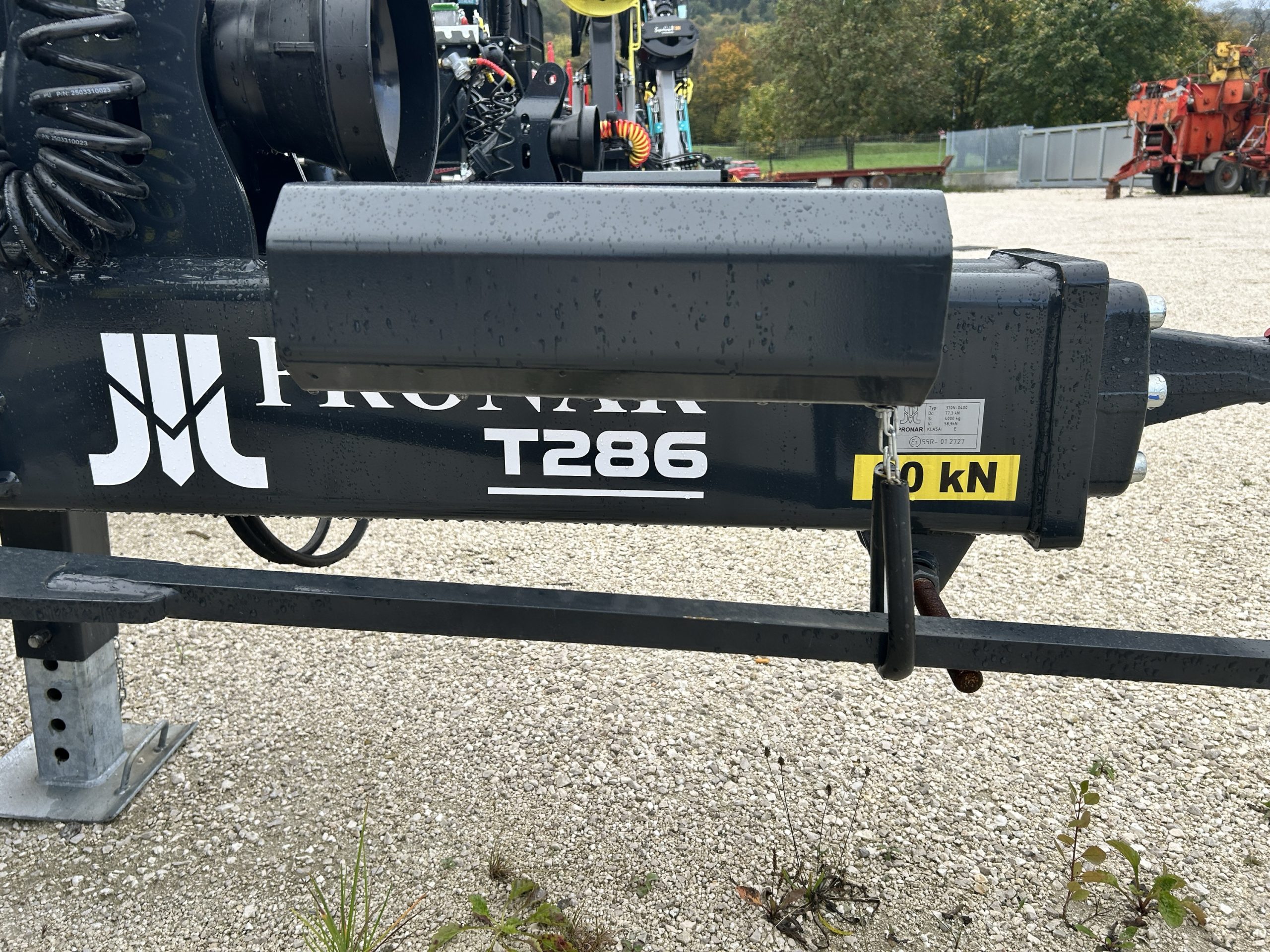 Pronar T286 porta casse scarrabile - immagine 2