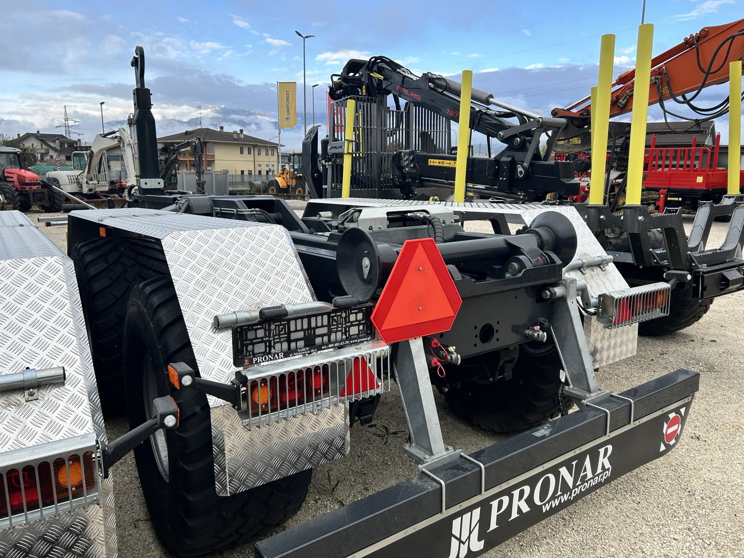 Pronar T286 porta casse scarrabile - immagine 4